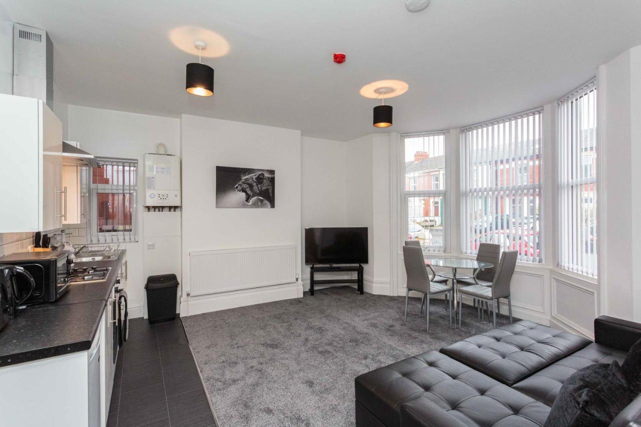 Cherry Property - Berry Apartments Blackpool Extérieur photo